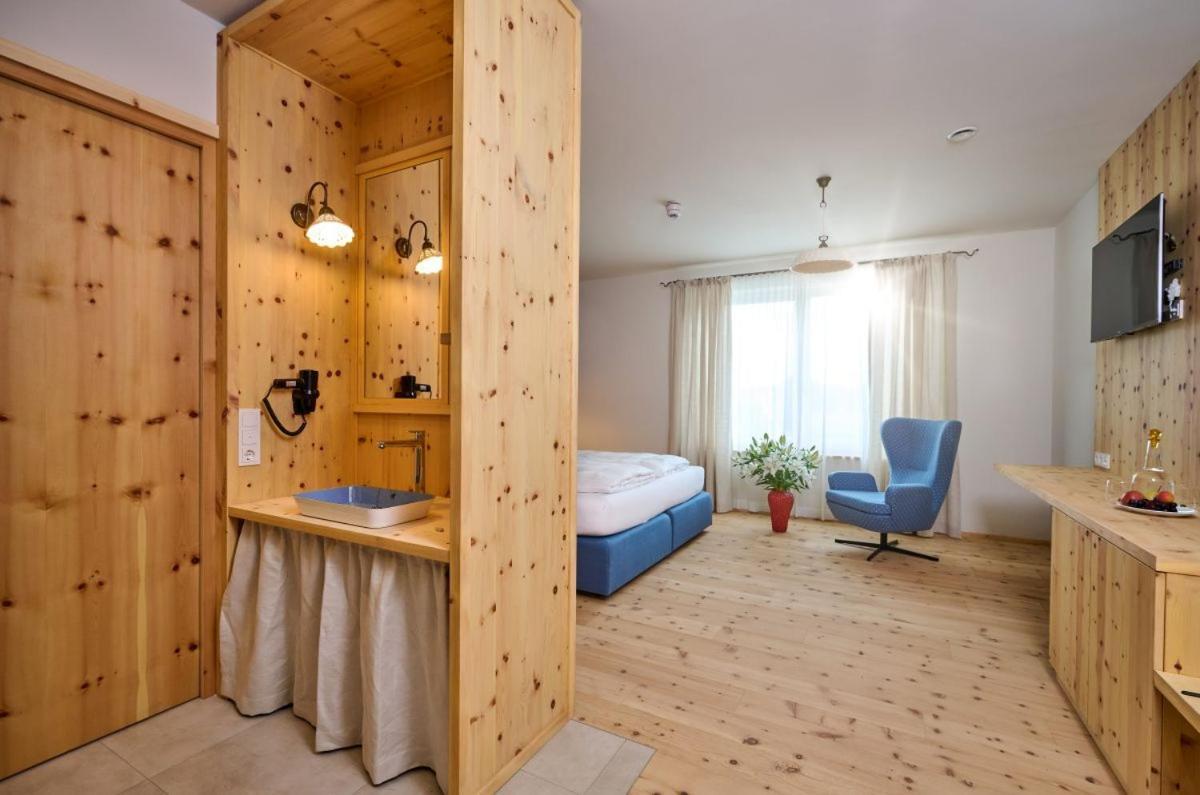 Hotel Der Einrichter Straubing Esterno foto