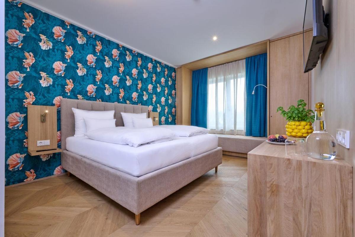 Hotel Der Einrichter Straubing Esterno foto