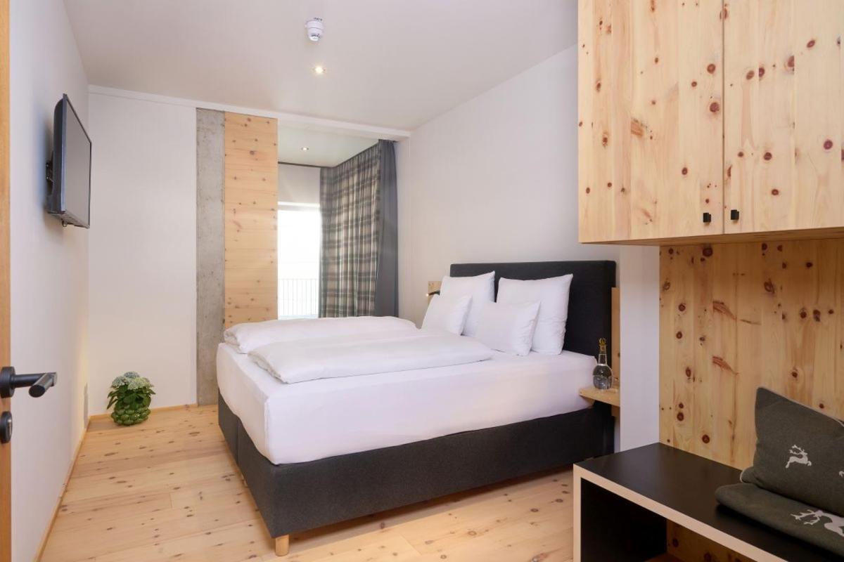 Hotel Der Einrichter Straubing Esterno foto