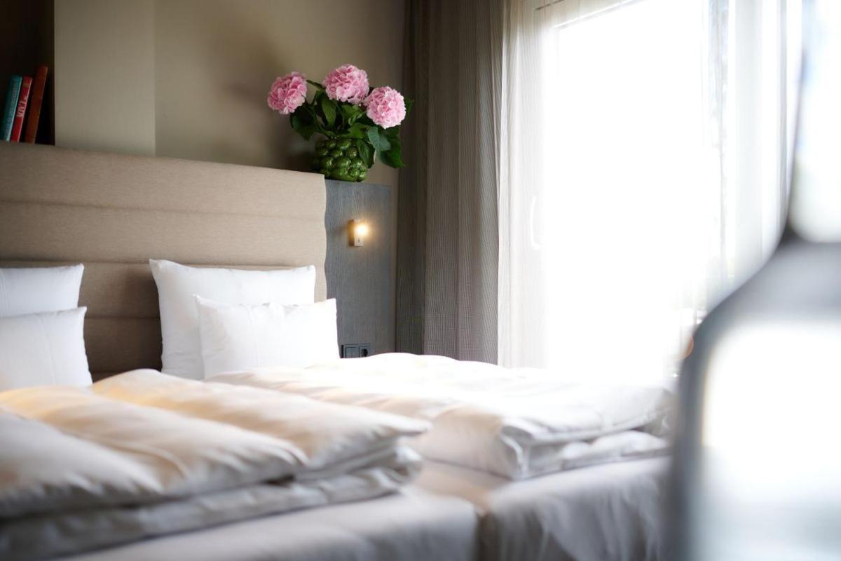 Hotel Der Einrichter Straubing Esterno foto