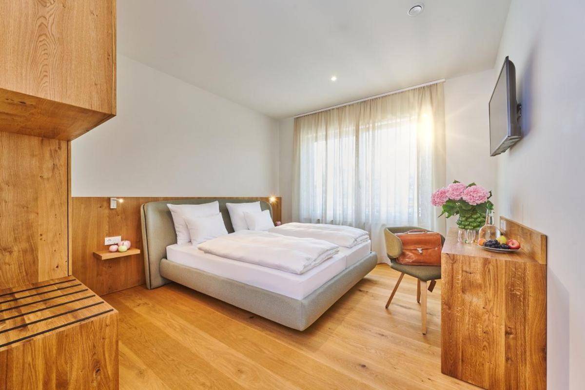 Hotel Der Einrichter Straubing Esterno foto
