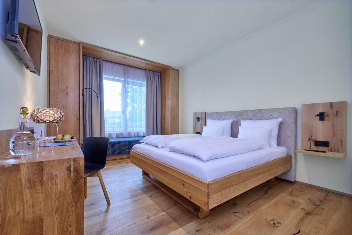 Hotel Der Einrichter Straubing Esterno foto